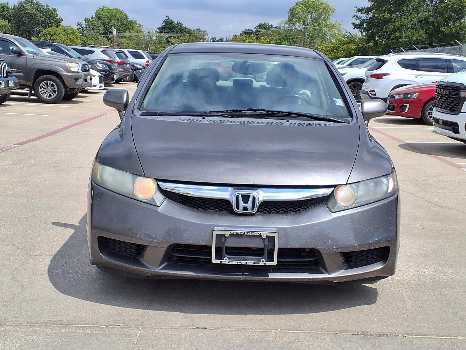 Used 2009 Honda Civic LX with VIN 1HGFA16559L013999 for sale in Denton, TX