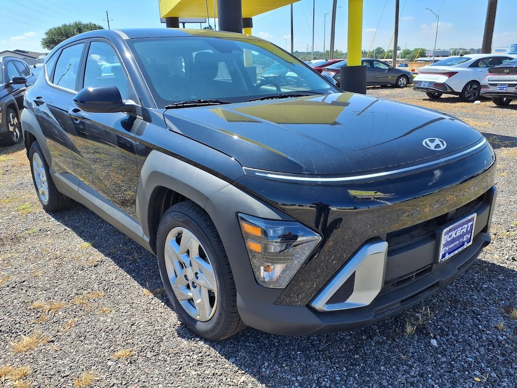New 2026 Hyundai Kona SE SUV