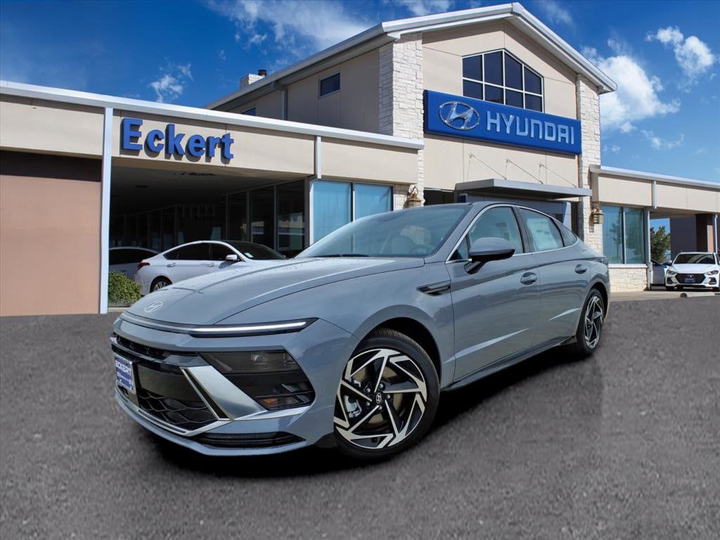 2026 Hyundai Sonata SEL's photo