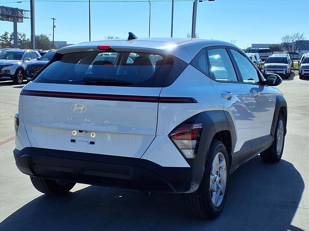 New 2026 Hyundai Kona SE SUV