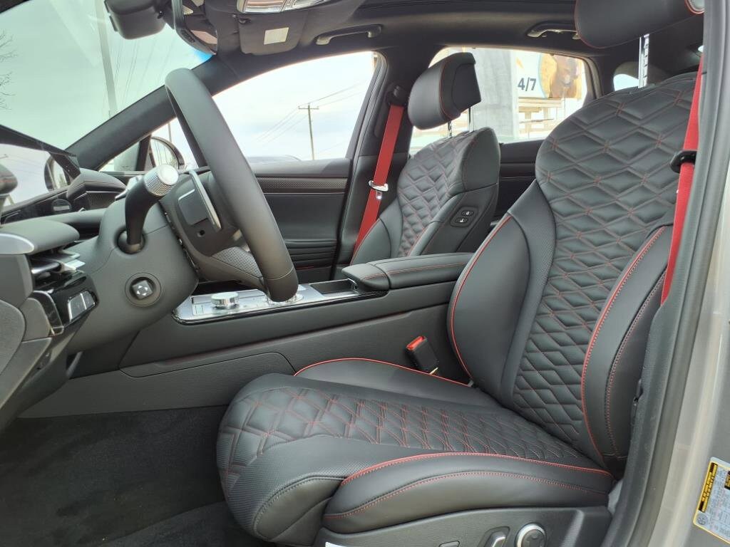 2025 GENESIS G80 Sport Prestige - Photo 17