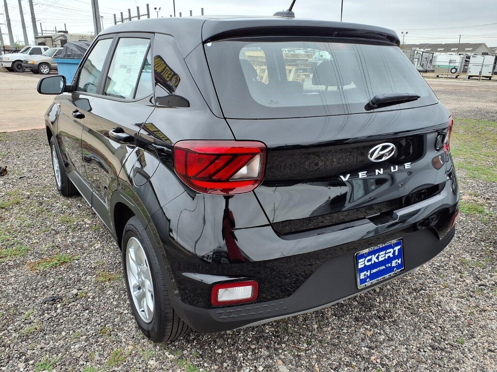 New 2026 Hyundai Venue SE SUV
