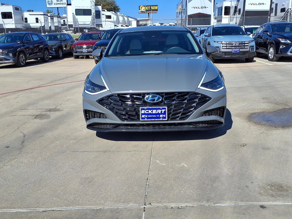 Used 2023 Hyundai Sonata SEL Sedan