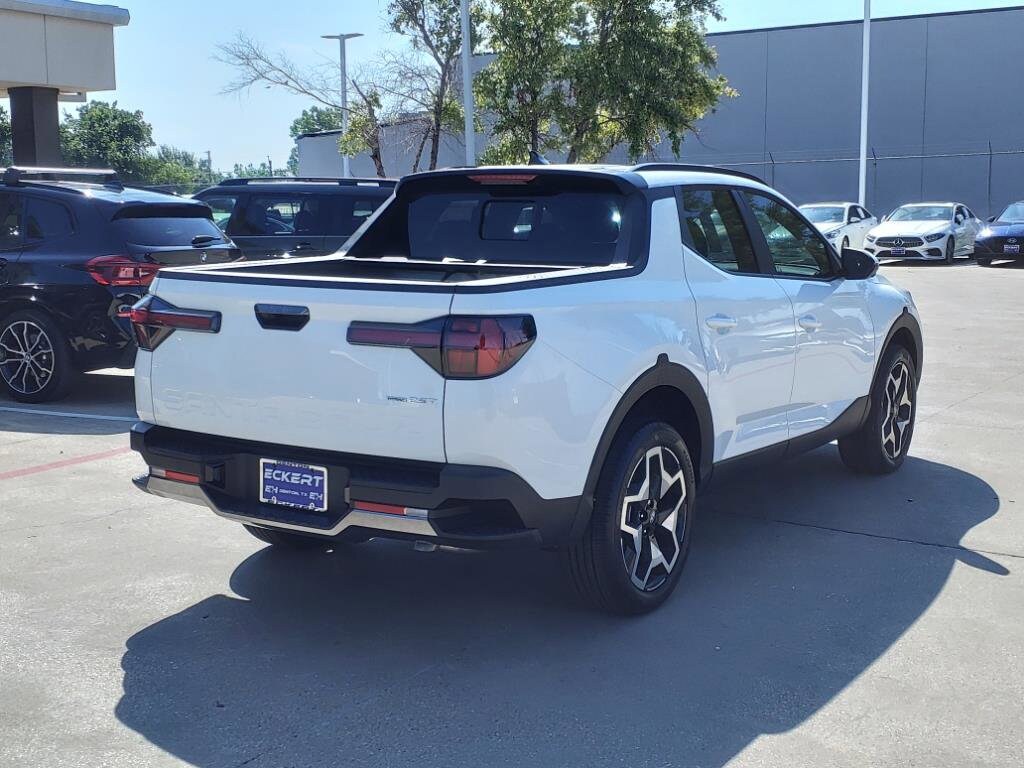 2024 Hyundai Santa Cruz Limited photo 2