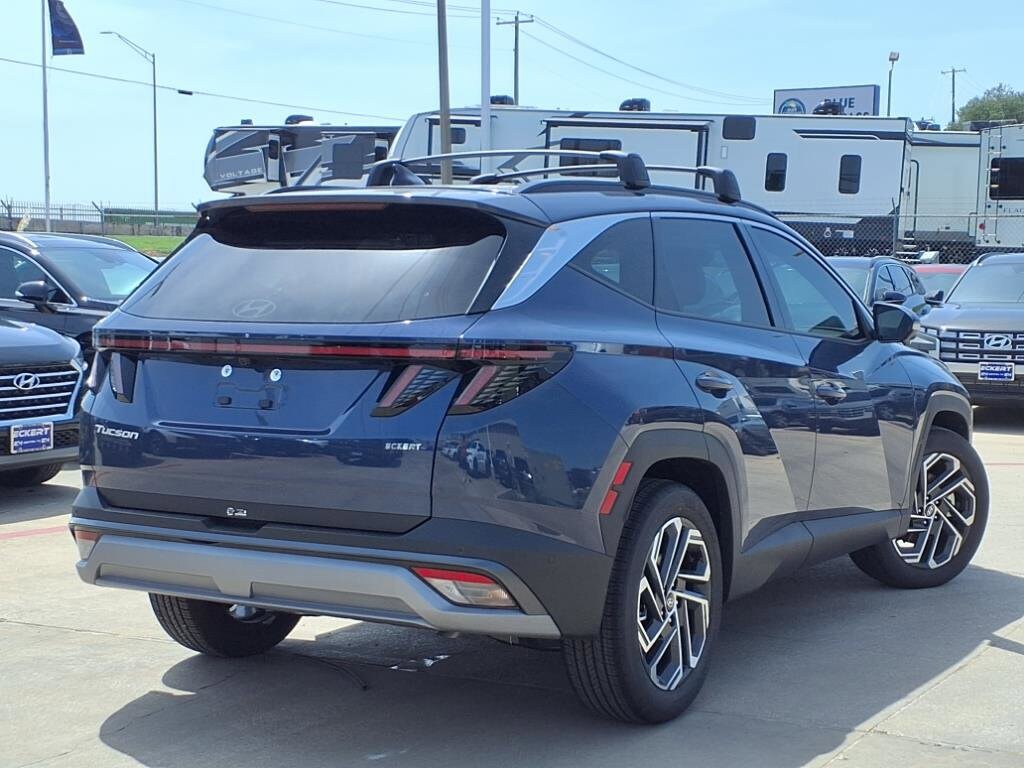2025 Hyundai Tucson Limited photo 2