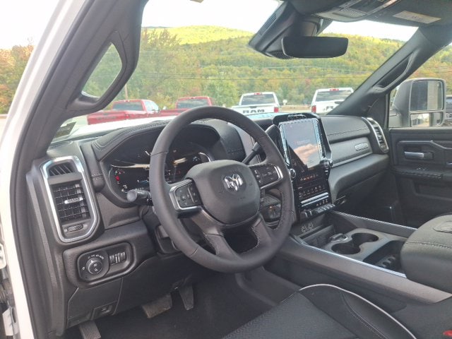 2026 RAM 2500 Laramie - Photo 13