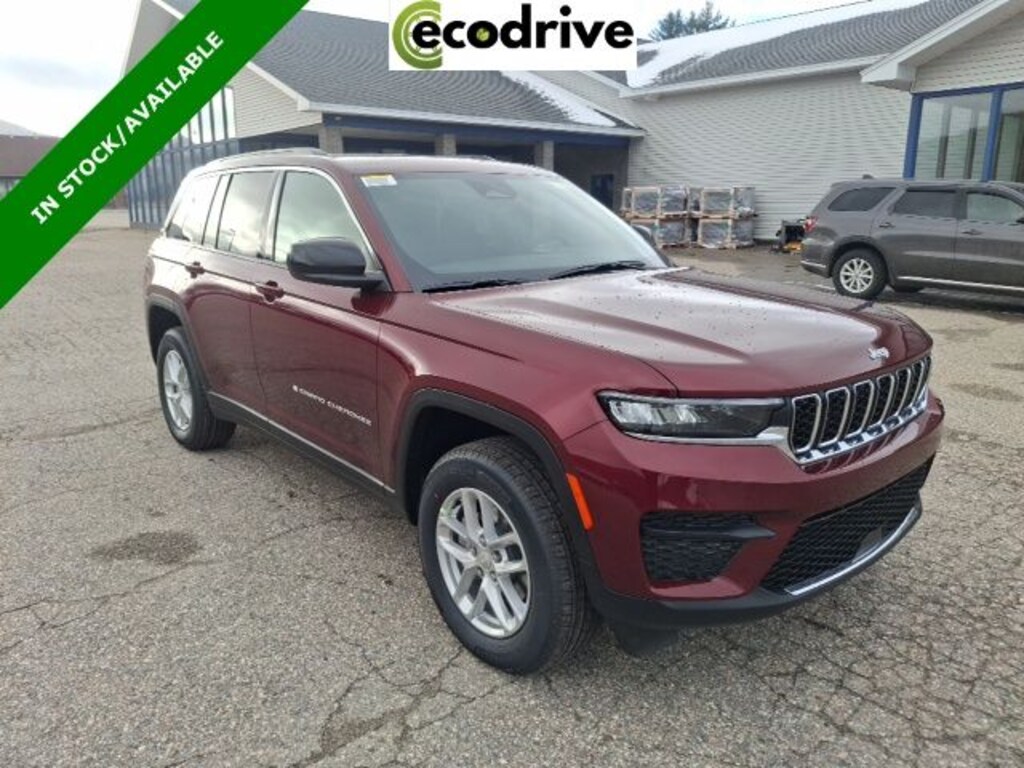 New 2025 Jeep Grand Cherokee LAREDO X 4X4 Sport Utility