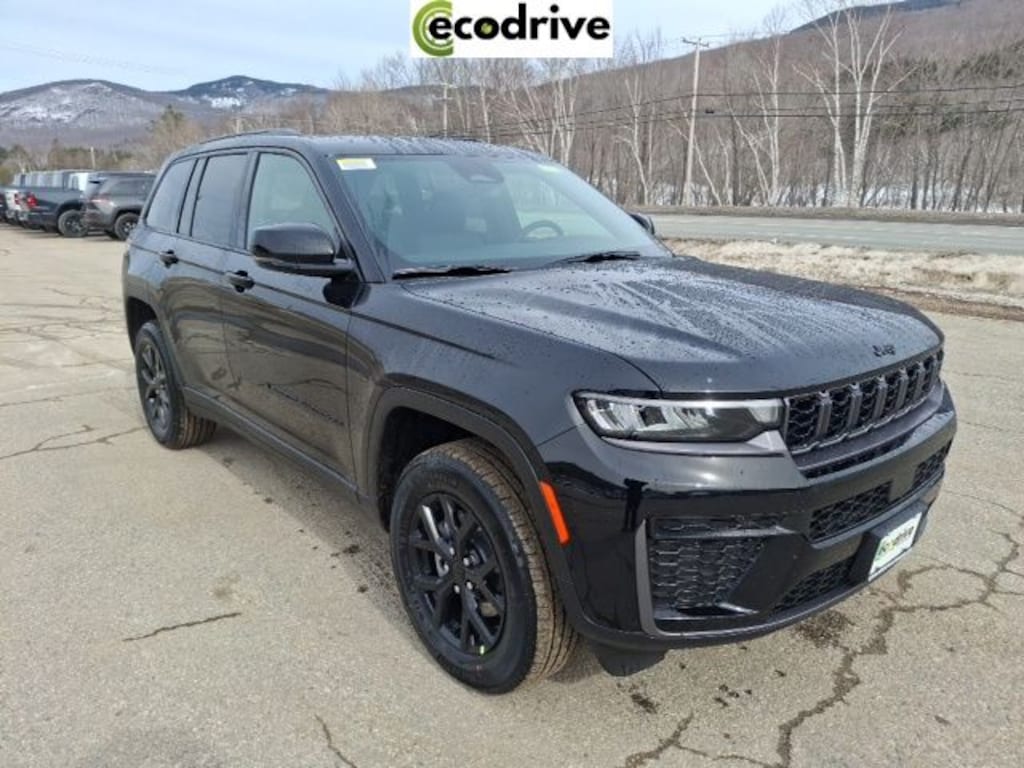 New 2026 Jeep Grand Cherokee LAREDO ALTITUDE 4X4 Sport Utility