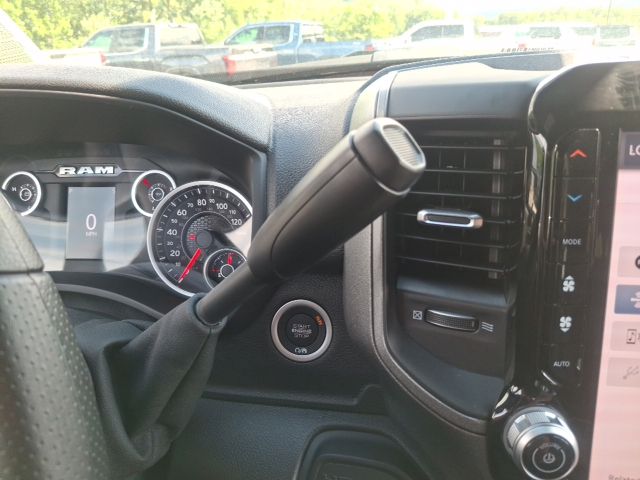 2026 RAM 2500 Tradesman - Photo 25