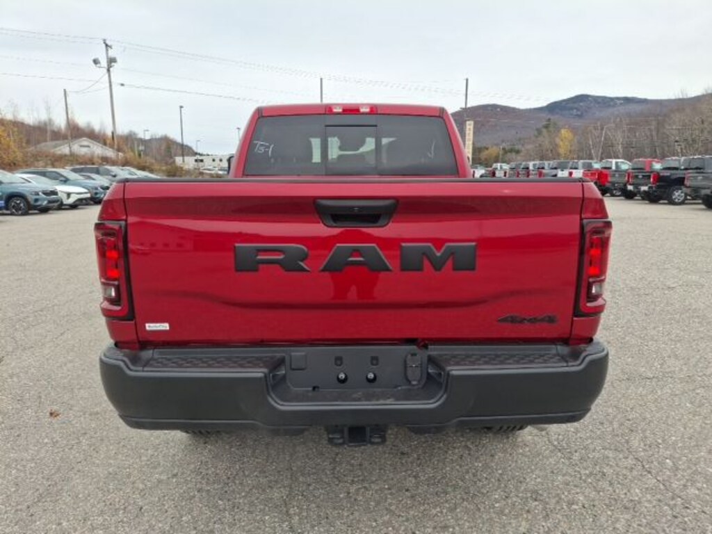 New 2026 Ram 2500 TRADESMAN CREW CAB 4X4 6'4 BOX Pickup