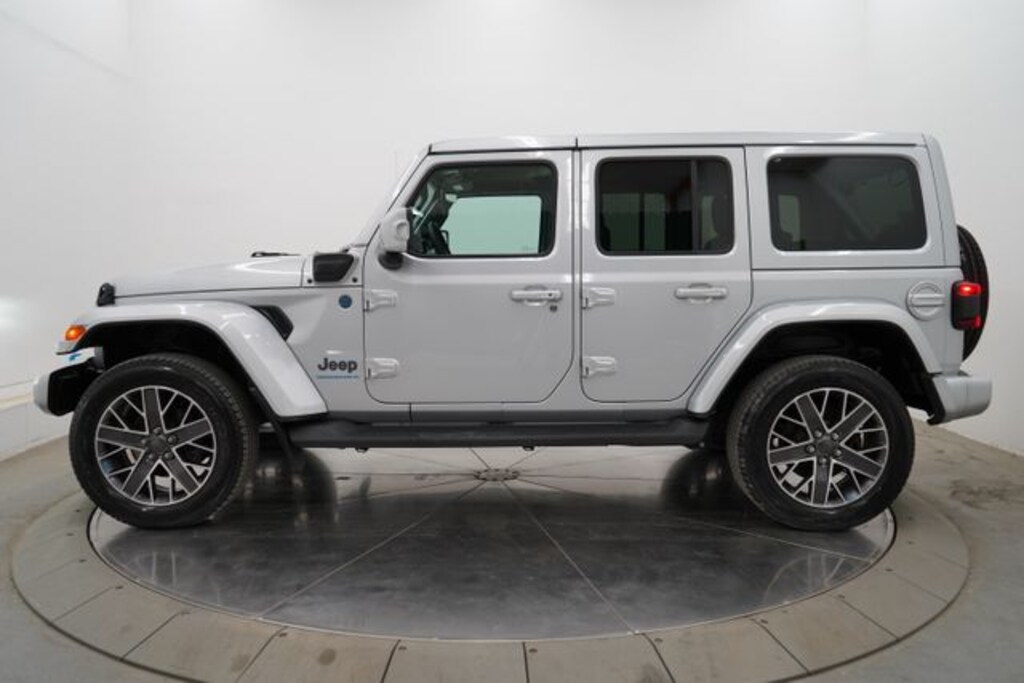 Used 2023 Jeep Wrangler 4xe Sahara SUV