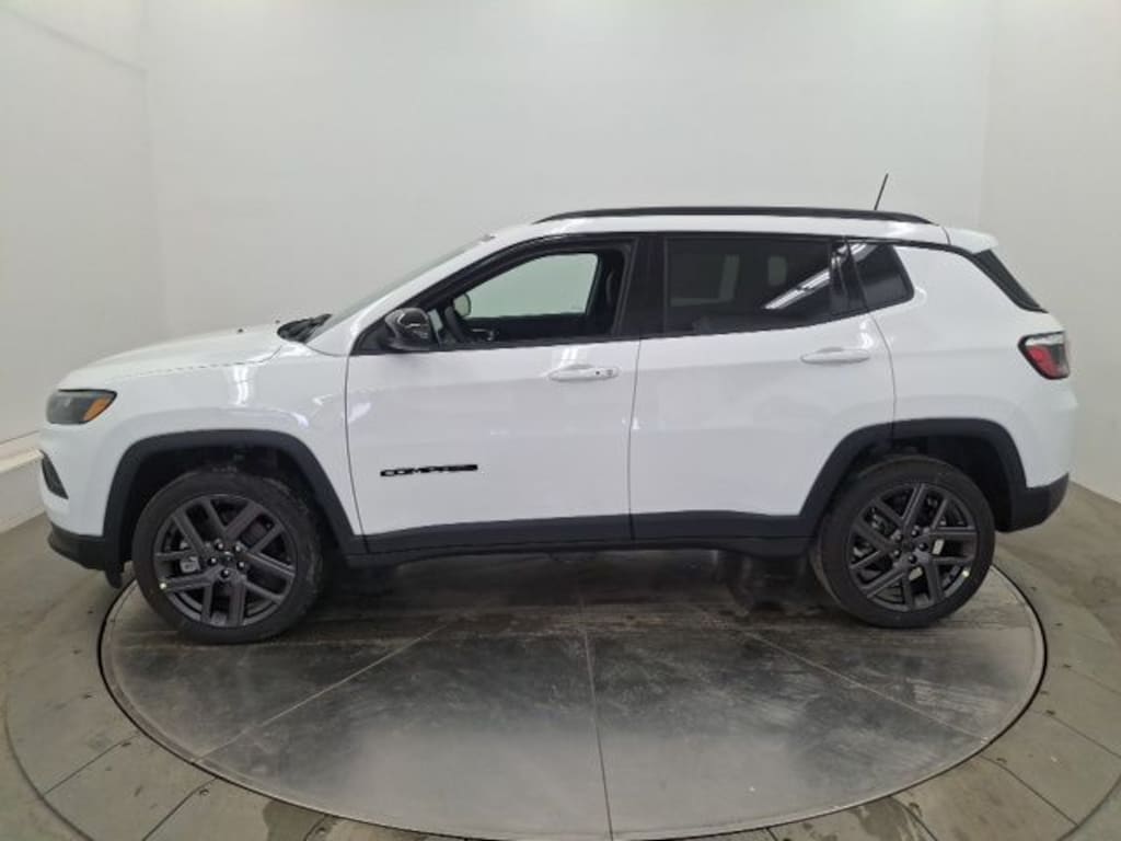 New 2026 Jeep Compass LATITUDE ALTITUDE 4X4 Sport Utility