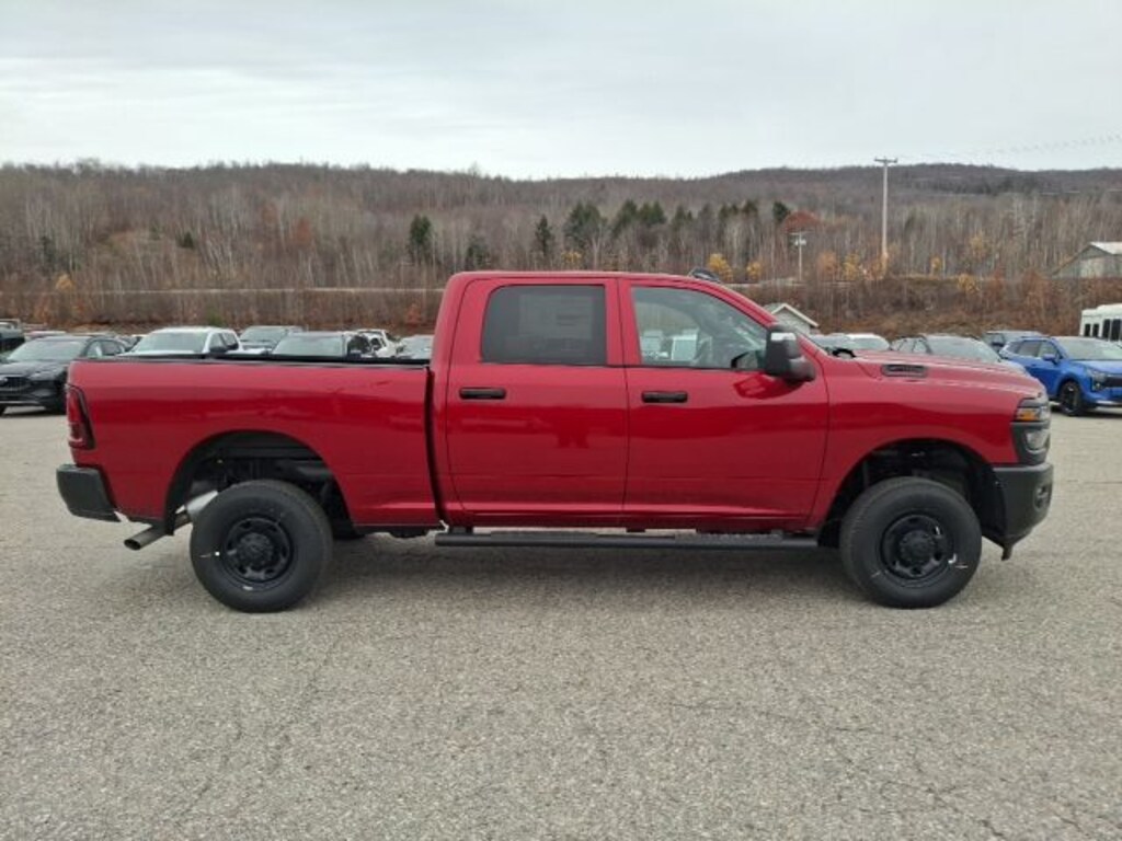 New 2026 Ram 2500 TRADESMAN CREW CAB 4X4 6'4 BOX Pickup