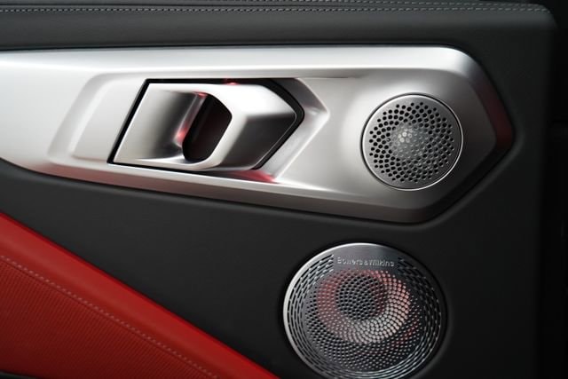 2025 BMW XM Base - Photo 40