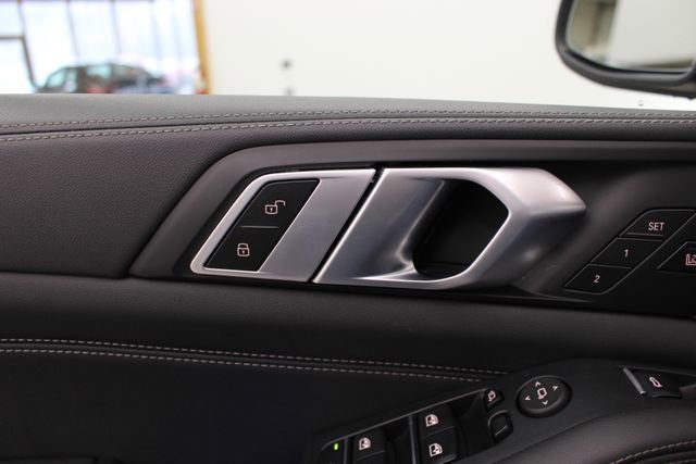 2025 BMW X5 40i - Photo 34