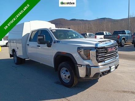 2025 GMC Sierra 3500 HD Chassis Cab Pro Truck