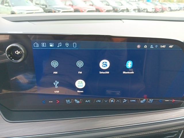 2026 Chevrolet Suburban Premier - Photo 14