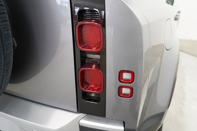 2024 Land Rover Defender S - Photo 48