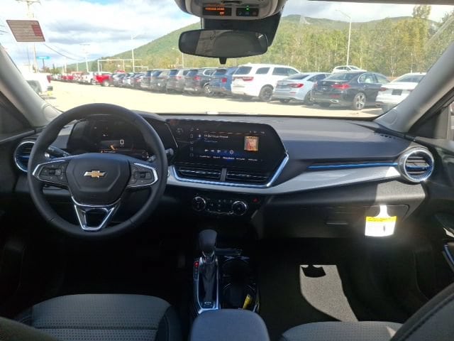 2026 Chevrolet Trax LT - Photo 14