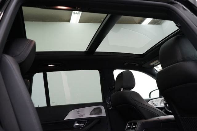 2025 Mercedes-Benz GLS Base - Photo 65