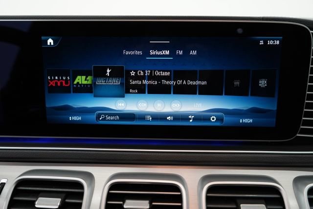 2025 Mercedes-Benz GLS Base - Photo 18