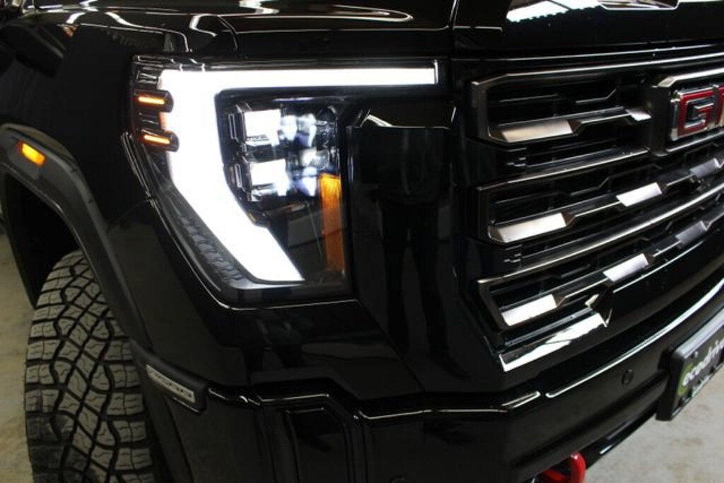 Used 2025 GMC Sierra 2500 HD AT4X Truck