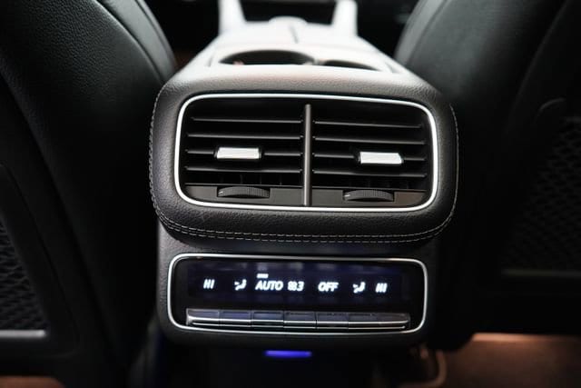 2025 Mercedes-Benz GLS Base - Photo 34