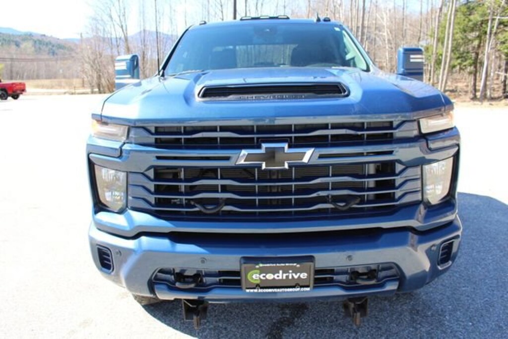 Used 2025 Chevrolet Silverado 2500 HD Custom Truck