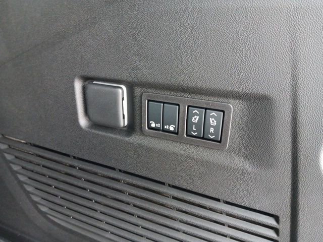 2026 Chevrolet Suburban Premier - Photo 26