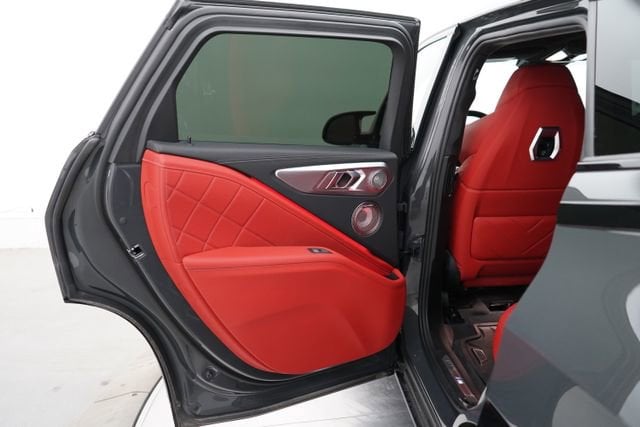2025 BMW XM Base - Photo 42