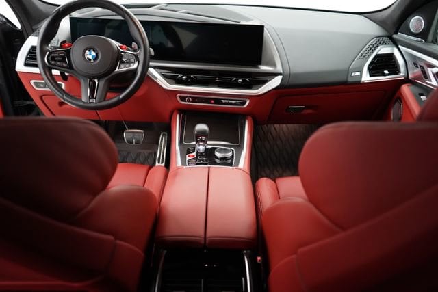 2025 BMW XM Base - Photo 11
