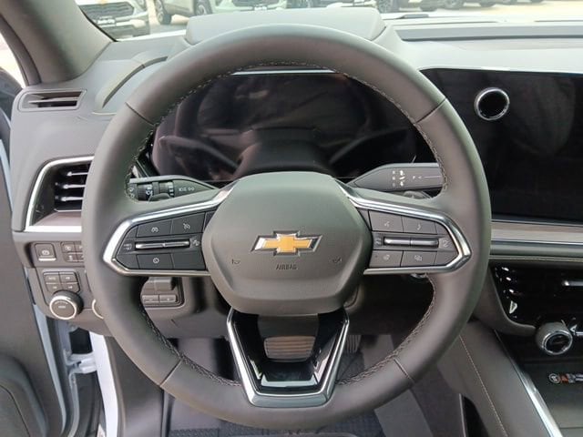 2026 Chevrolet Suburban Premier - Photo 10