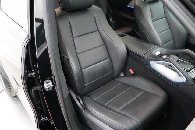 2025 Mercedes-Benz GLS Base - Photo 54