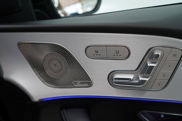 2025 Mercedes-Benz GLS Base - Photo 57