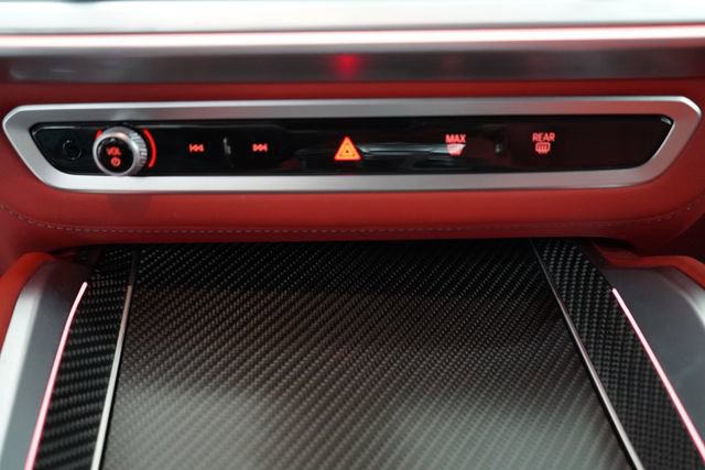 2025 BMW XM Base - Photo 26