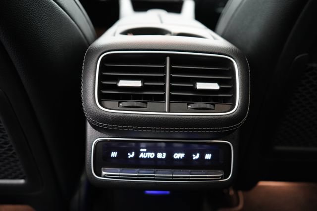 2025 Mercedes-Benz GLS Base - Photo 35