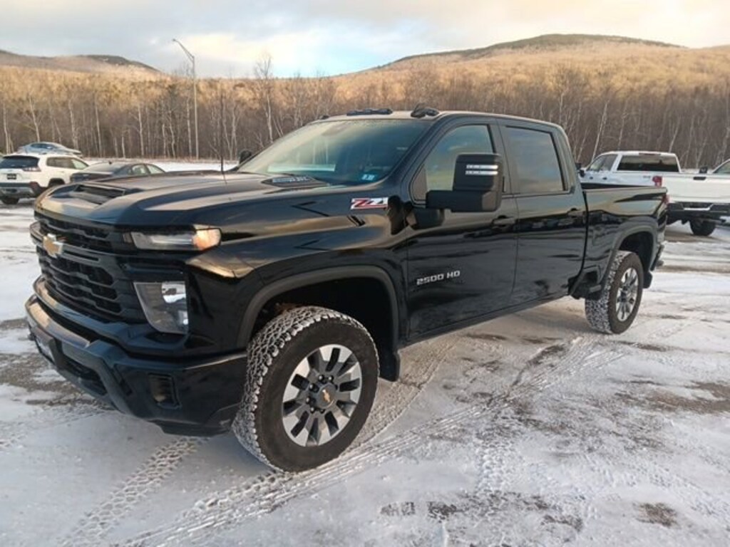 Used 2024 Chevrolet Silverado 2500 HD Custom Truck
