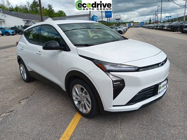 2027 Chevrolet Bolt EV LT Auto's photo
