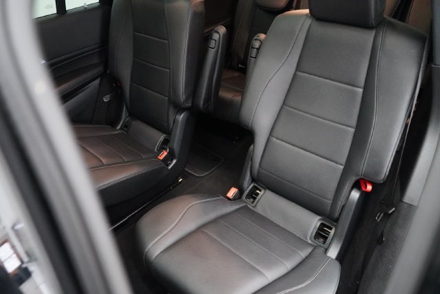 2025 Mercedes-Benz GLS Base - Photo 35