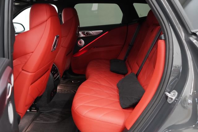 2025 BMW XM Base - Photo 10