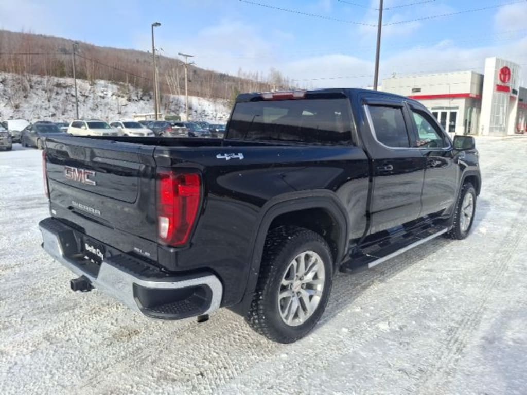 Used 2022 GMC Sierra 1500 Limited SLE Truck Crew Cab
