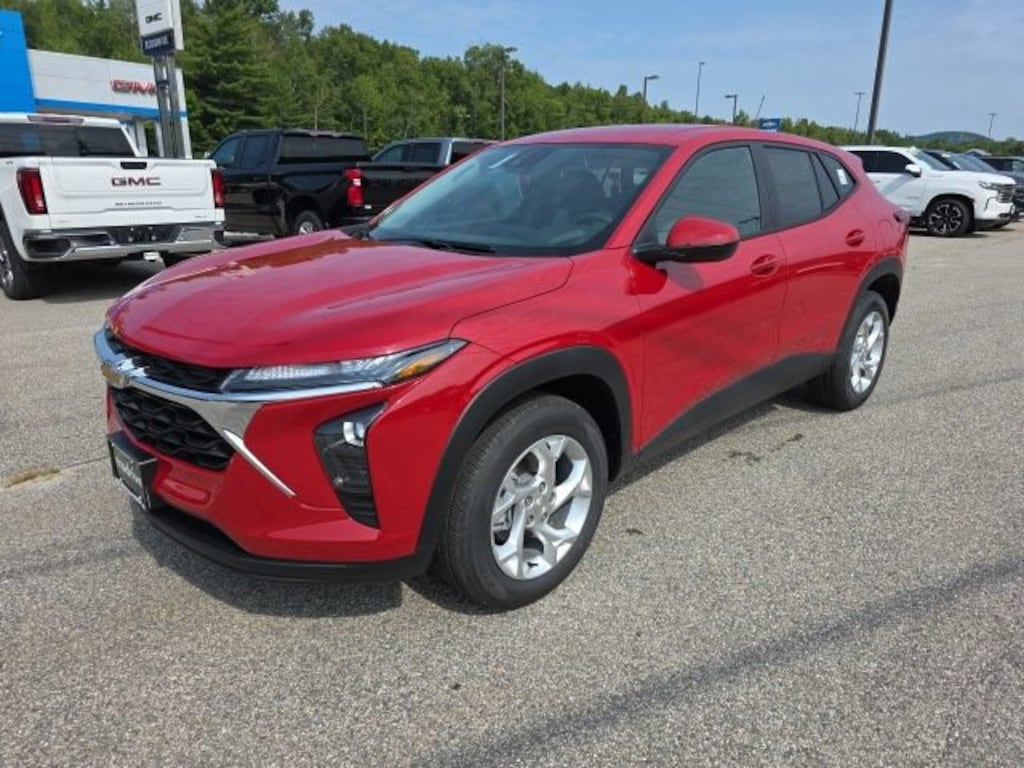 New 2026 Chevrolet Trax LS SUV