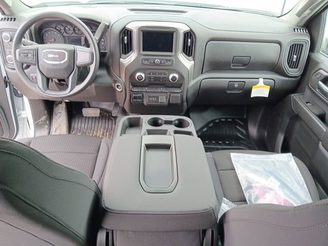2025 GMC Sierra 3500HD Pro - Photo 8