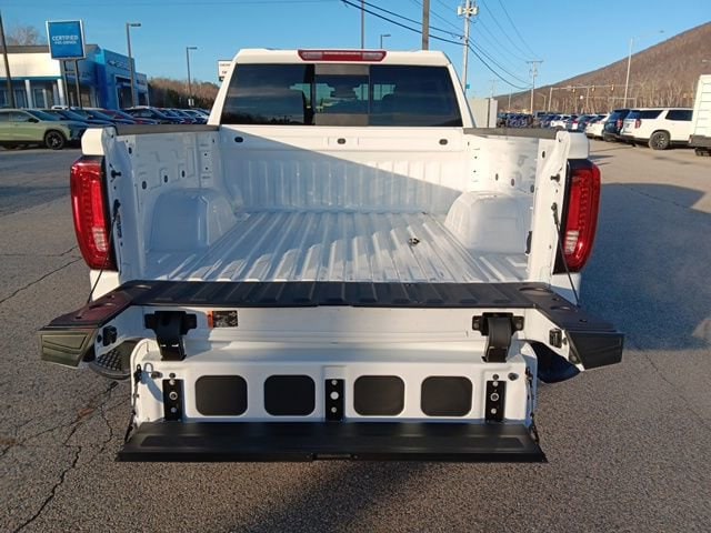 2026 GMC Sierra 1500 SLT - Photo 24