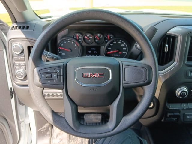2025 GMC Sierra 3500HD Pro - Photo 9