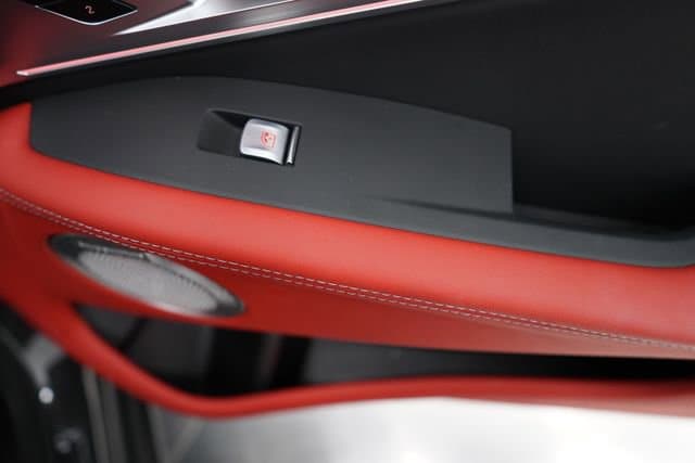 2025 BMW XM Base - Photo 66