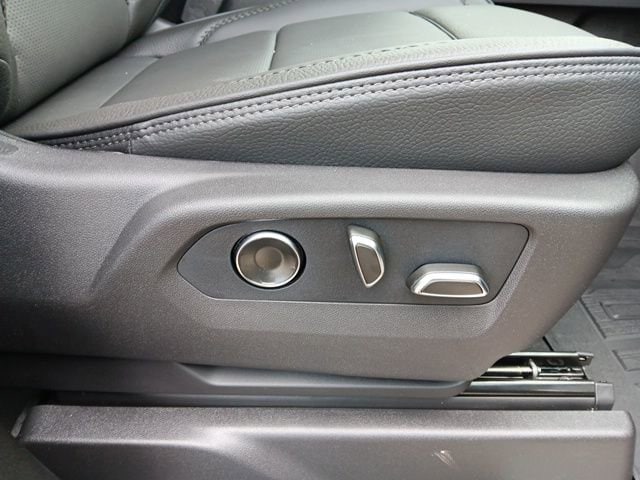 2026 GMC Sierra 3500HD Denali - Photo 24