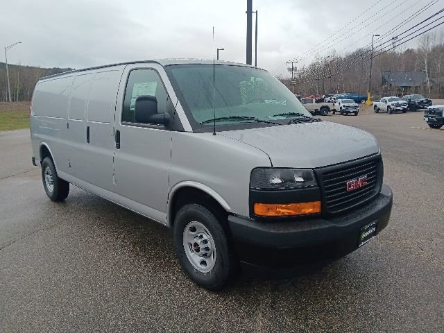 2026 GMC Savana 2500 Ext WB's photo