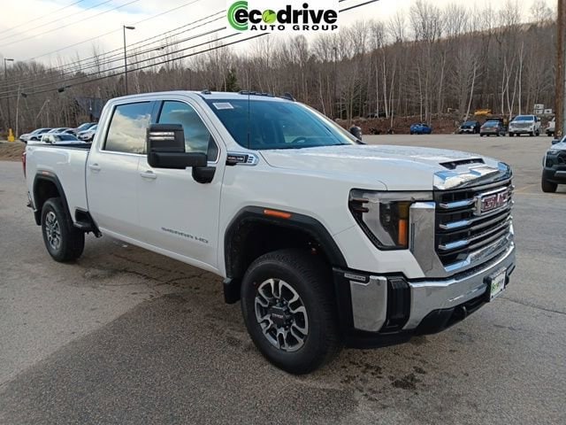 2026 GMC Sierra 4WD Crew Cab Standard Box SLE's photo