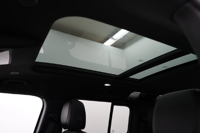 2024 Land Rover Defender S - Photo 30